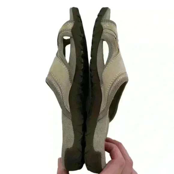 Merrell silver lining womens sandals 6 37 beige yellow suede walking outdoors - Picture 5 of 13